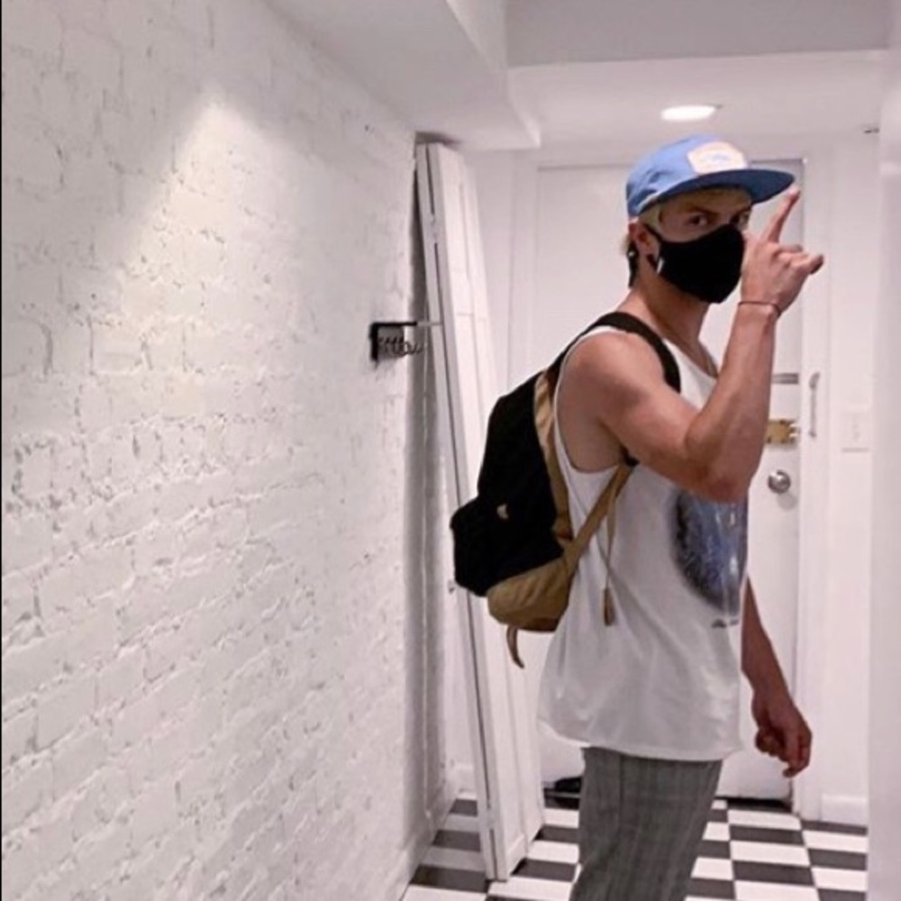 Meet your Posher, Christian